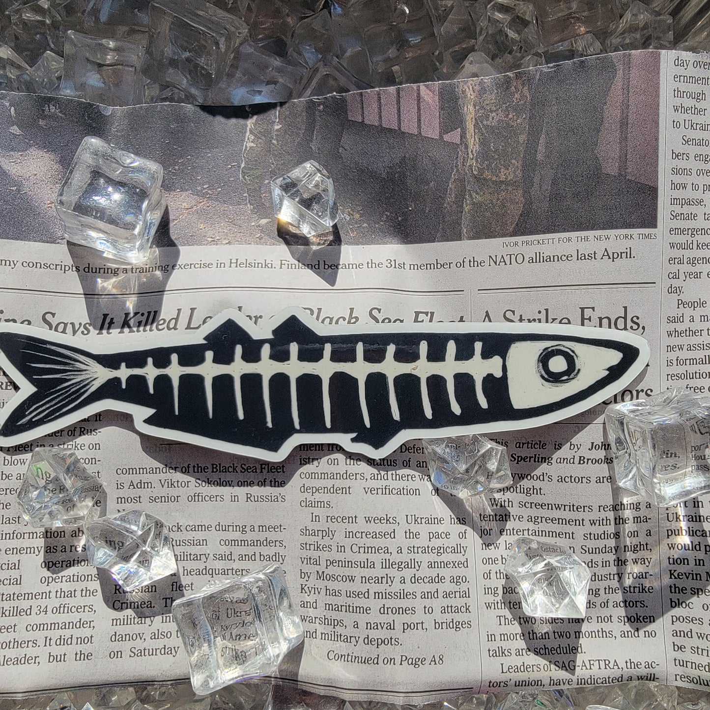 Skelly Grunion (sticker)